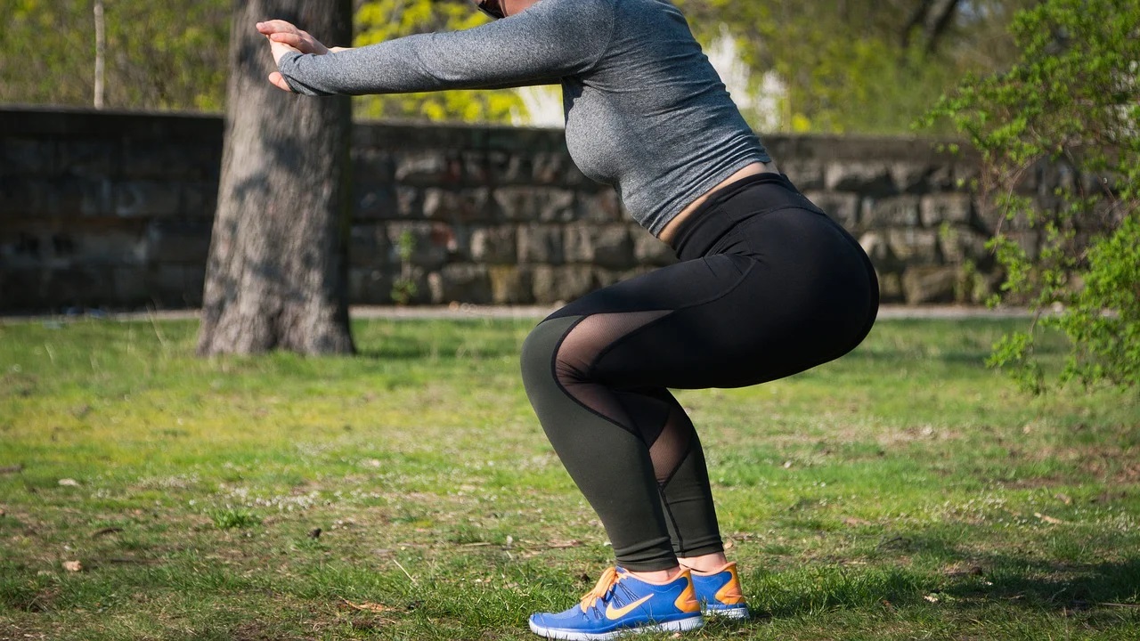 Programmes de fitness simples pour se maintenir en forme chez soi